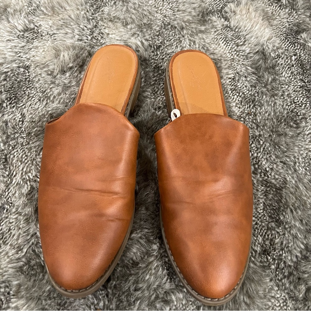 Universal Thread Camel Faux Leather Mule Loafers